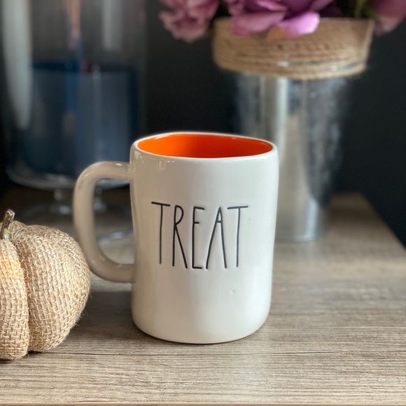 TRICK / TREAT HALLOWEEN Mug Rae Dunn Coffee Cup - Picture 2 of 2